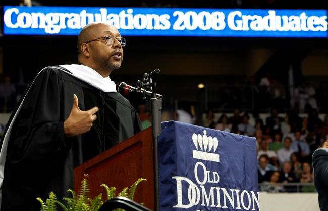 Columnist Leonard Pitts says hoax 911 call made against him | iNFOnews.ca CP97913157