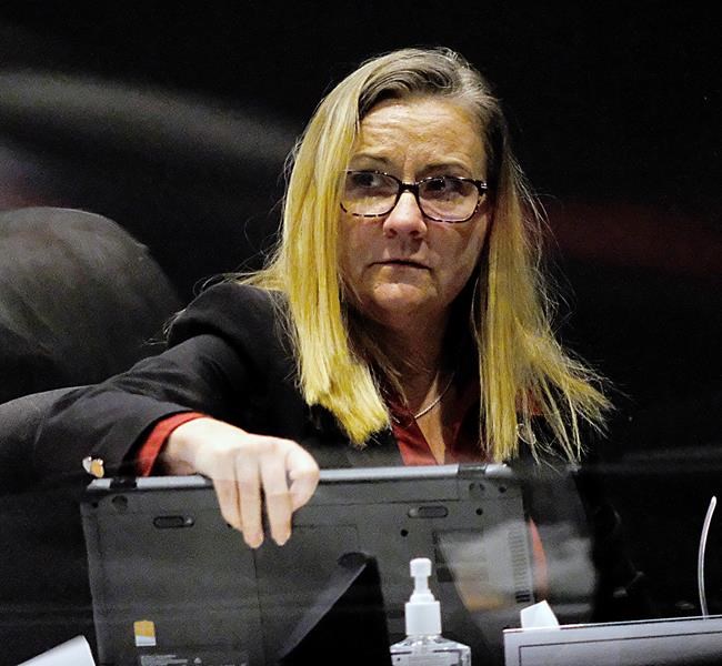 Virginia Senate approves measure rebuking Amanda Chase | iNFOnews.ca CP2112256156