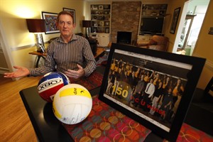 VCU volleyball coach James Finley says he was fired because he is gay; team finished 25-6 | iNFOnews.ca CP21020175