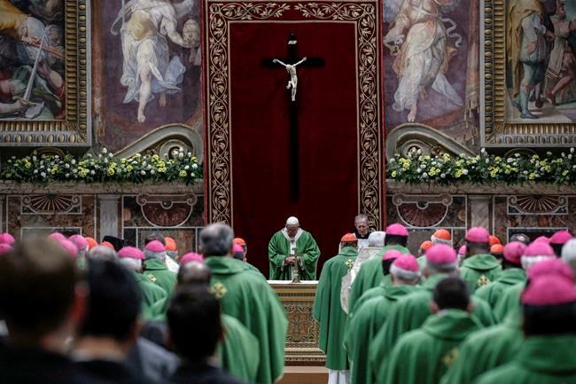 Vatican says bishops should report sex abuse to police | iNFOnews.ca CP435553936