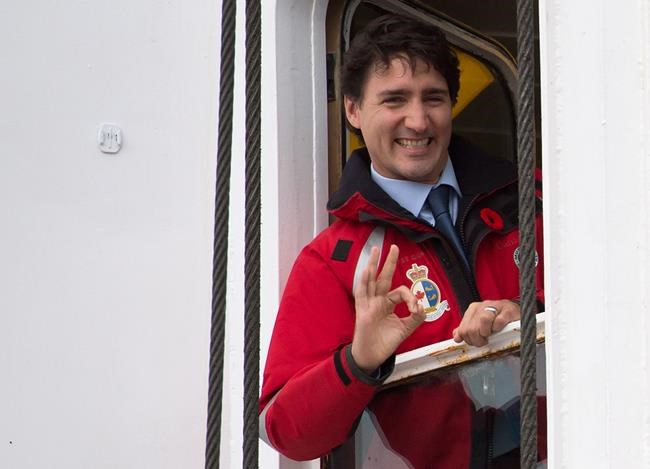 Trudeau avoids buying the next round during tour of coast guard ship | iNFOnews.ca Trudeau avoids buying the next round during tour of coast guard ship | iNFOnews.ca