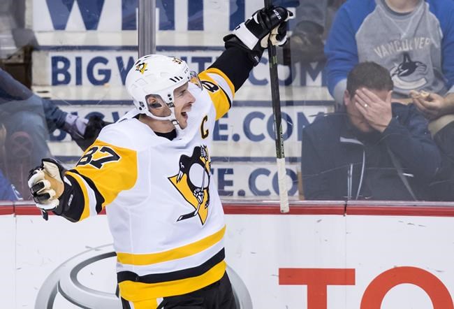 Malkin gets three points, DeSmith picks up shutout as Penguins blank Canucks 5-0 | iNFOnews.ca