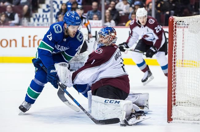 MacKinnon scores overtime winner as Avalanche topple Canucks 5-4 | iNFOnews.ca CP46078151