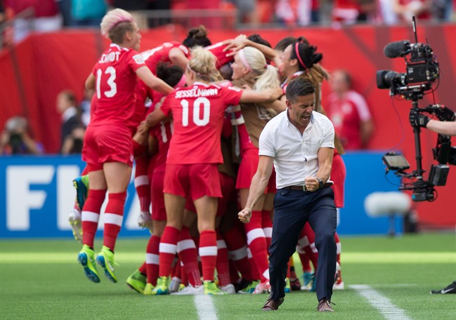 Herdman denies rift in camp, says Canada can see Women's World Cup summit | iNFOnews.ca CP33606146