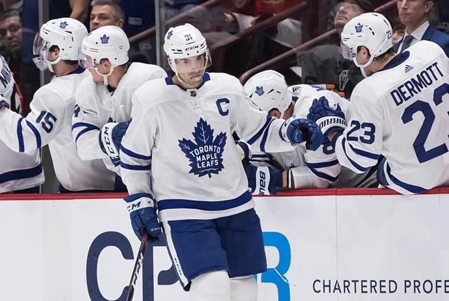 Tavares scores twice, Andersen comes up big in third as Leafs beat Canucks | iNFOnews.ca