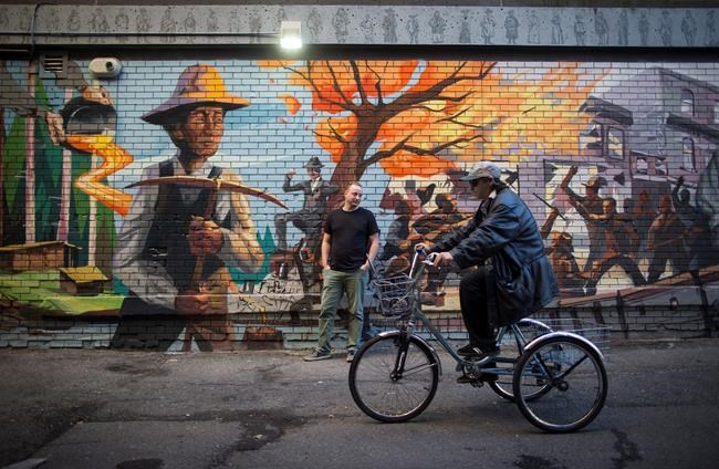 Vancouver's notorious Downtown Eastside changes with development | iNFOnews.ca CP693441138