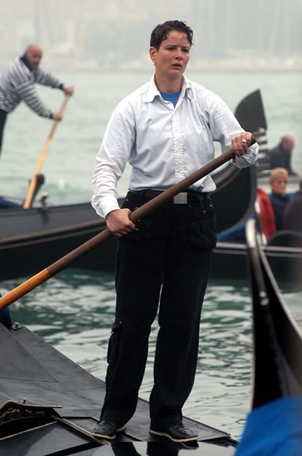 Venice's first female gondolier announces he's transgender | iNFOnews.ca