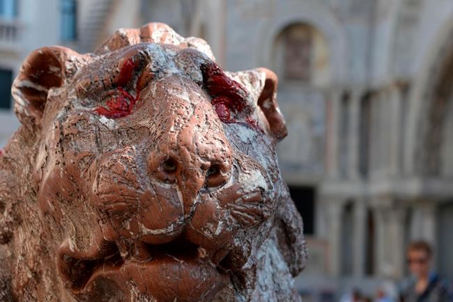 Venice mayor wants to make example of 4 who painted lion | iNFOnews.ca