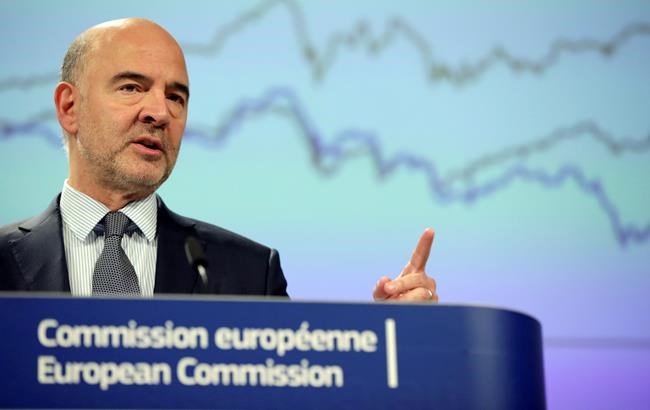 Italy's budget row with EU escalates ahead of deadline | iNFOnews.ca CP878381
