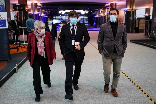 EU lawmakers lift the immunity of 3 Catalan separatists | iNFOnews.ca CP281665582