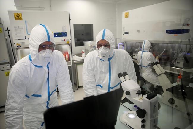 UK vaccine gambles paid off, while EU caution slowed it down | iNFOnews.ca CP435466368