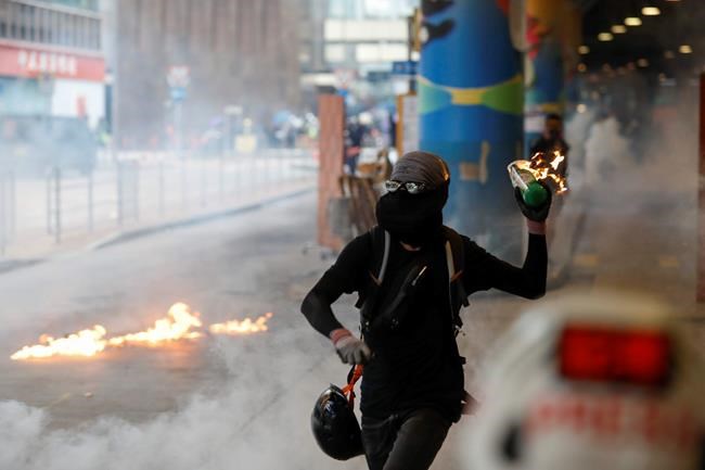 More violence grips Hong Kong ahead of China's National Day | iNFOnews.ca CP809156652