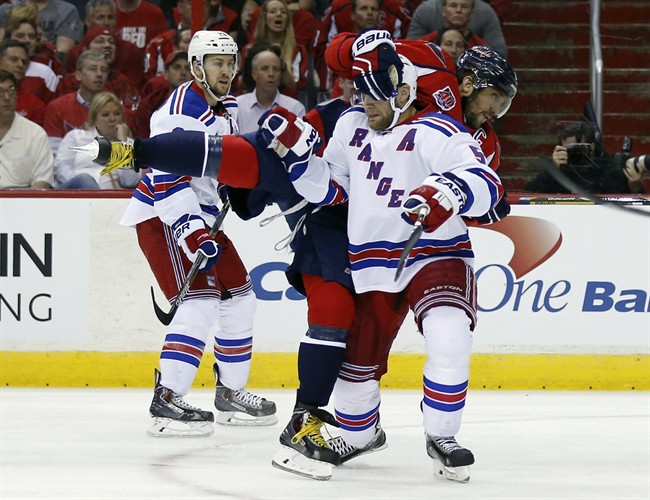 Holtby's shutout, Beagle's rare goal give Capitals 1-0 victory over Rangers, 2-1 series lead | iNFOnews.ca CP32966254