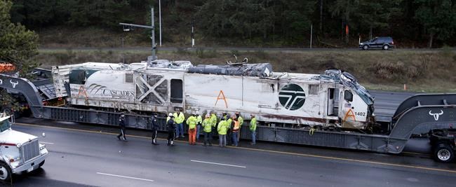 The Latest: Crews work to clear train wreckage | iNFOnews.ca CP442570466