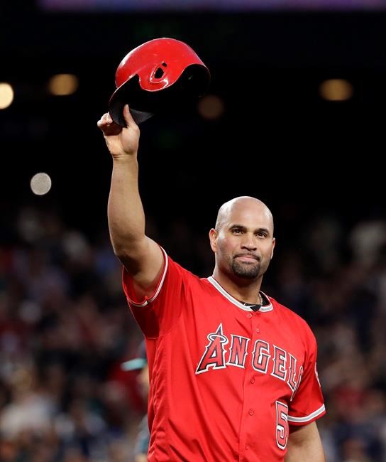 Albert 3K: Pujols gets 3,000th hit, Angels beat Mariners 5-0 | iNFOnews.ca Albert 3K: Pujols gets 3,000th hit, Angels beat Mariners 5-0 | iNFOnews.ca