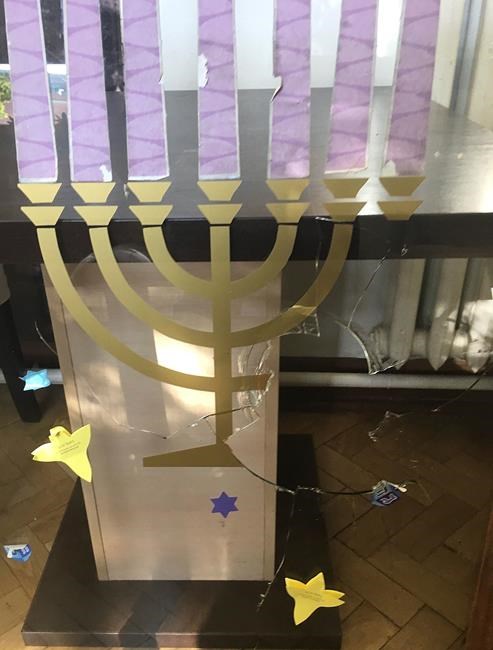 Polish police arrest suspect in rock attack on synagogue | iNFOnews.ca