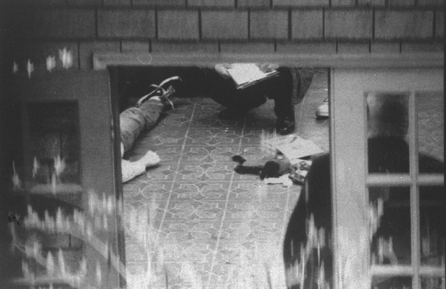 Family of Nirvana frontman Kurt Cobain fights to keep photos from 1994 death scene sealed | iNFOnews.ca CP34032770