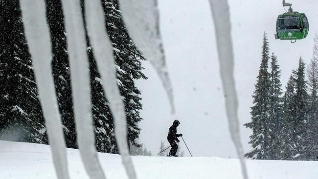 1 skier still missing after deadly avalanche at Idaho resort | iNFOnews.ca