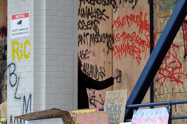 Shooting in Seattle protest zone leaves 1 dead, 1 injured | iNFOnews.ca