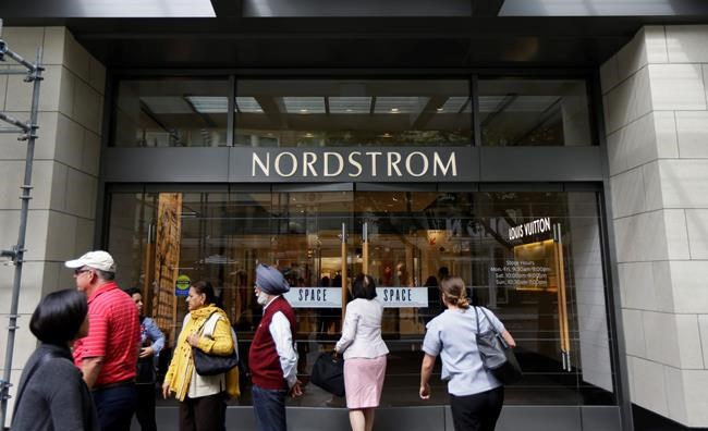 Retail group expects holiday sales to rise 3.6 to 4 per cent | iNFOnews.ca