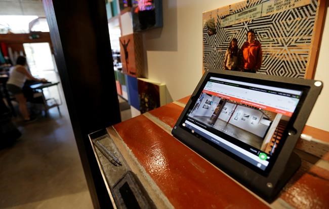 Focus for independent retailers - make shopping easy and fun | iNFOnews.ca CP434931055