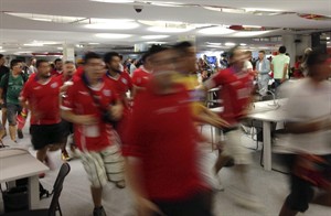 Chilean World Cup fans break into Maracana stadium, trash temporary walls | iNFOnews.ca CP28810322