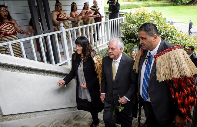 Tillerson: Trump says look past turmoil and re-engage Russia | iNFOnews.ca Tillerson: Trump says look past turmoil and re-engage Russia | iNFOnews.ca