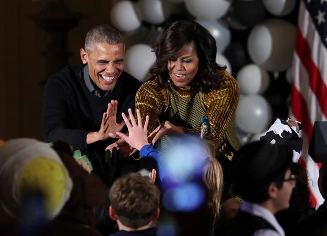 Obama to hand over social media accounts to new president | iNFOnews.ca