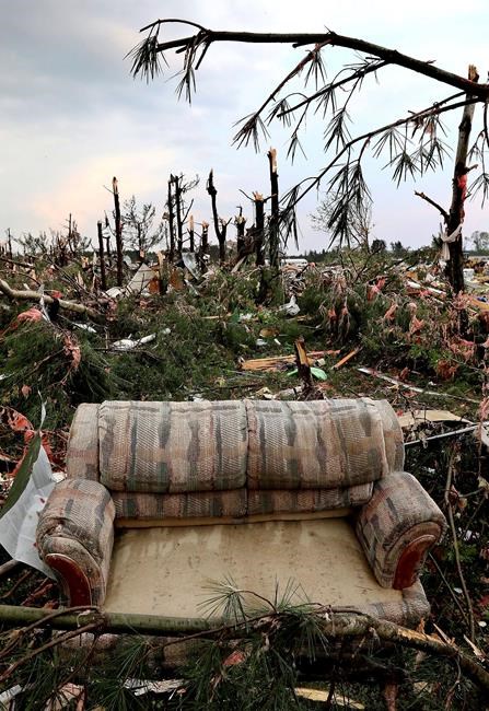 The Latest: 1 death as tornado hits Oklahoma subdivision | iNFOnews.ca