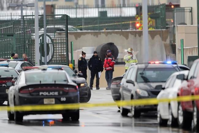 Fired food worker arrested after ramming vehicle at Lambeau | iNFOnews.ca