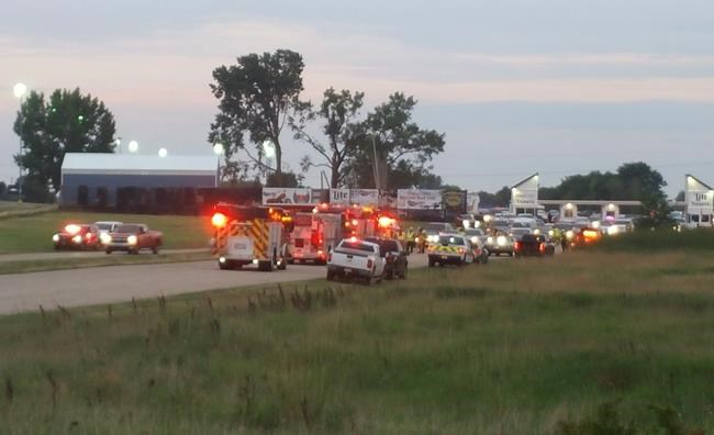 Officials: 3 killed at race track were known gang members | iNFOnews.ca CP332253326