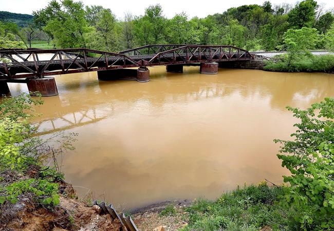 Wisconsin frack sand sludge spill reaches Mississippi River | iNFOnews.ca CP801563337