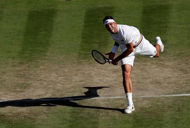 Nearly perfect, Williams gets 300th Slam win at Wimbledon | iNFOnews.ca CP1927802097