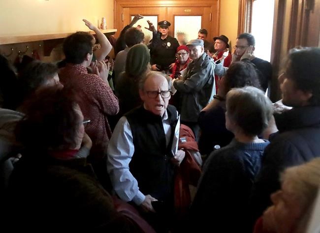 The Latest: Wisconsin Senate approves Medicaid changes | iNFOnews.ca CP929766536