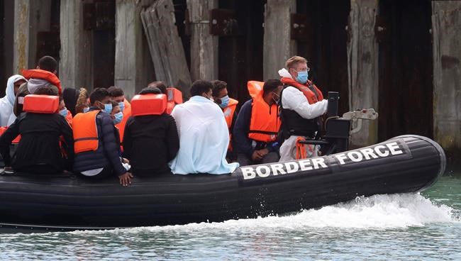 UK vows action after record-high migrant crossing of Channel | iNFOnews.ca