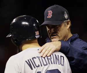 RF Shane Victorino scratched from Boston's Game 4 lineup because of lower back tightness | iNFOnews.ca CP25690531