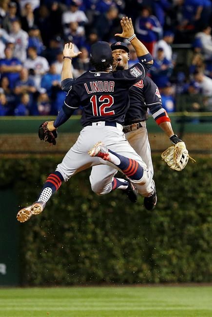 Indians edge Cubs 1-0 at Wrigley Field for 2-1 Series lead | iNFOnews.ca Indians edge Cubs 1-0 at Wrigley Field for 2-1 Series lead | iNFOnews.ca