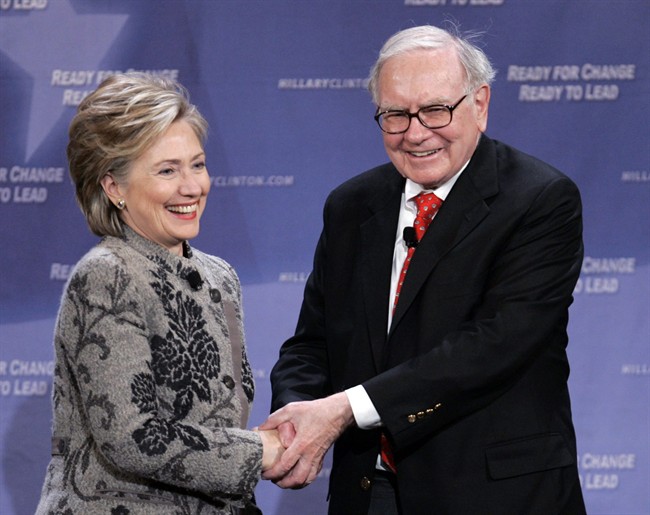 Joining with billionaire investor Buffett, Clinton says she wants to build on 'Buffett rule' | iNFOnews.ca CP35705878