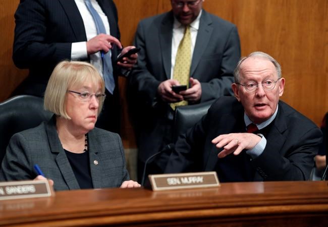 Senators run into obstacles, consider options on health bill | iNFOnews.ca