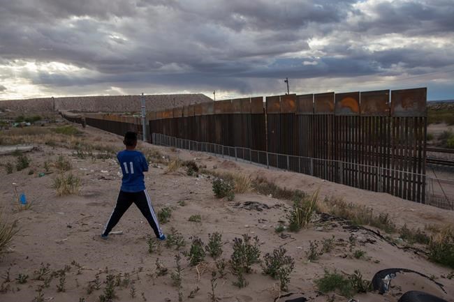 AP-NORC Poll: Most Americans oppose funding border wall | iNFOnews.ca AP-NORC Poll: Most Americans oppose funding border wall | iNFOnews.ca