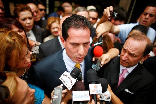 Justices hear argument over bribery charges in Puerto Rico | iNFOnews.ca