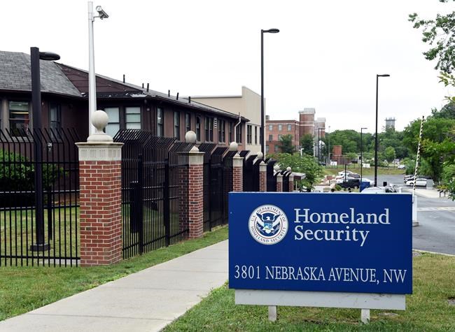 More than 800 immigrants mistakenly granted citizenship | iNFOnews.ca