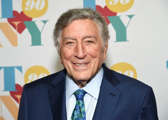 Tony Bennett receives pop music prize from national library | iNFOnews.ca