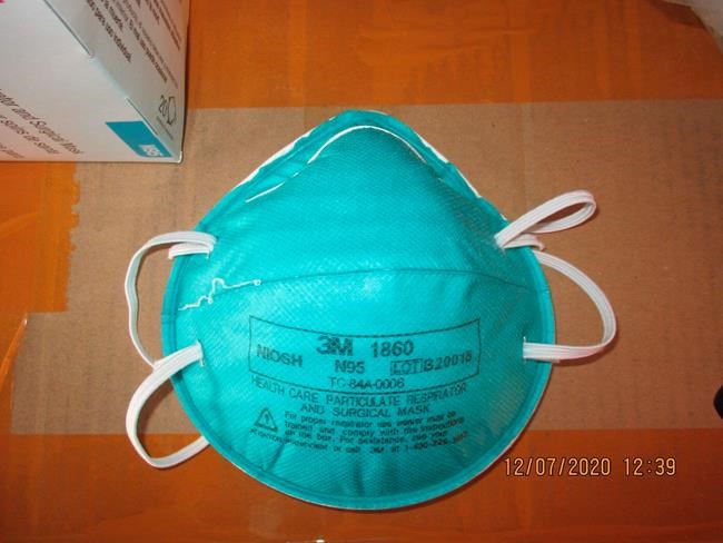 Government investigating massive counterfeit N95 mask scam | iNFOnews.ca