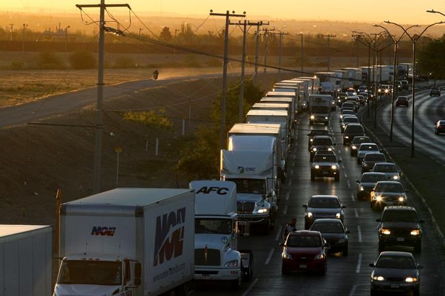 Trump digs in on Mexican import tariffs despite uproar | iNFOnews.ca