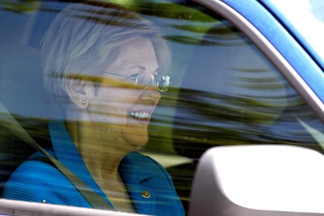 Under fire as usual, Clinton ramps up her trust campaign | iNFOnews.ca Under fire as usual, Clinton ramps up her trust campaign | iNFOnews.ca