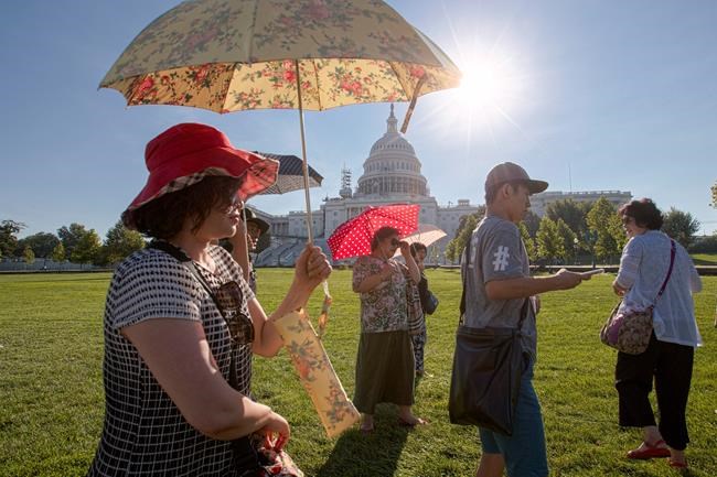 US had near record heat, costly weather disasters in 2016 | iNFOnews.ca