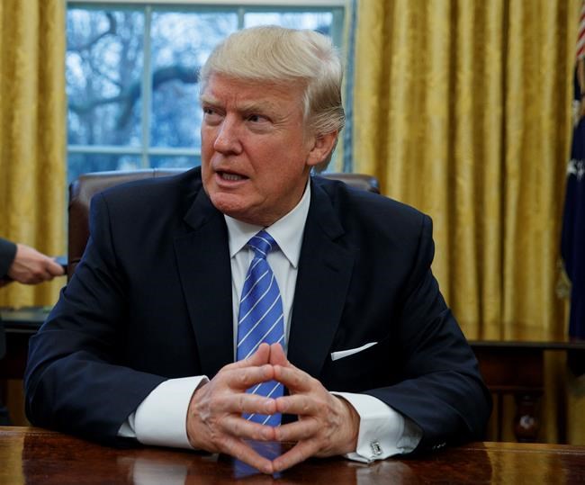 Trump's immigration order faces mounting legal questions | iNFOnews.ca