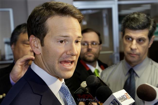 Grand jury indicts Aaron Schock on wire fraud, theft counts | iNFOnews.ca