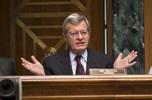Officials: Democratic Sen. Baucus, Finance committee chairman, to retire | iNFOnews.ca CP23049831